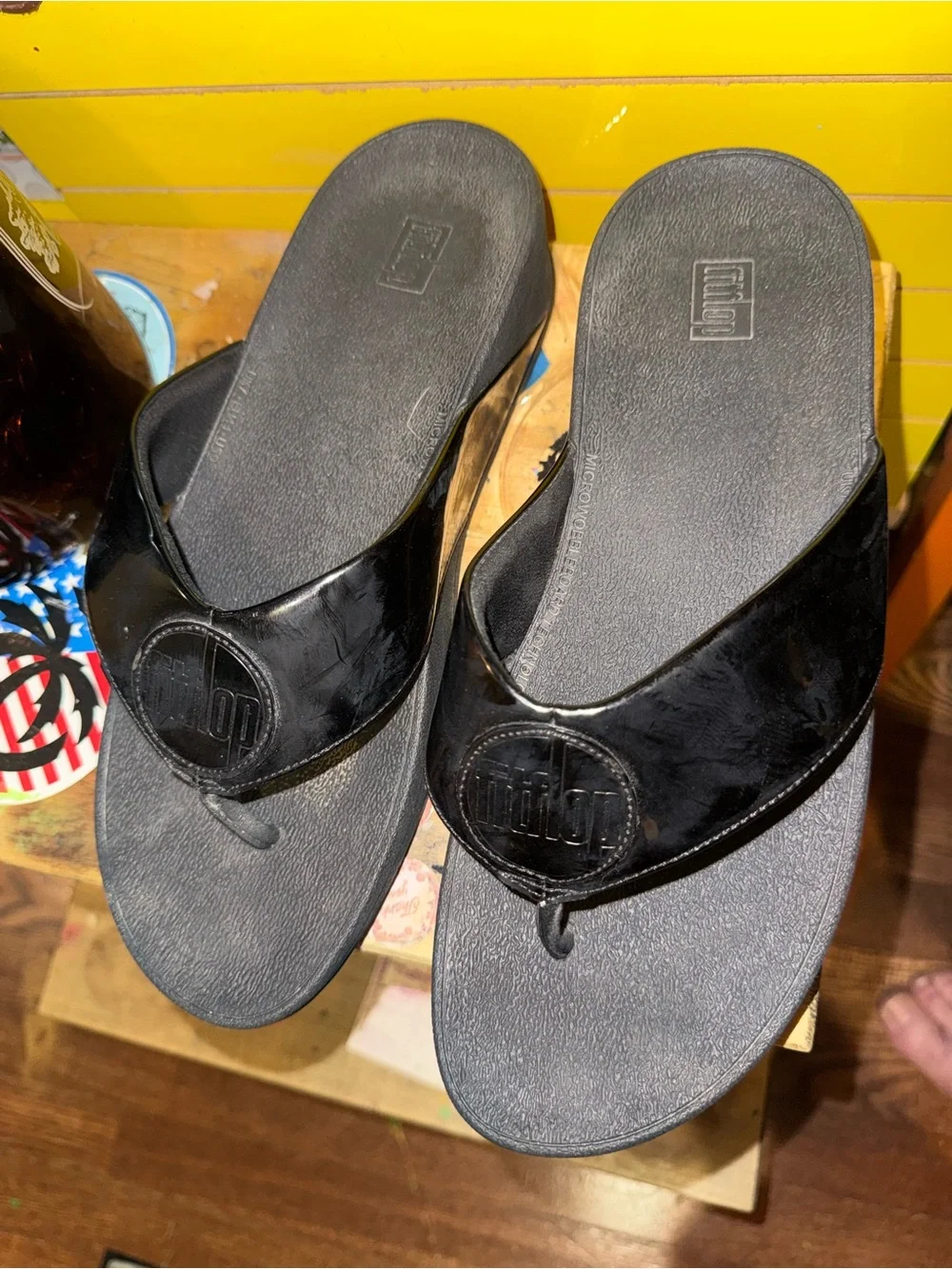 Fitflop Black Patent Leather Thong Sandals